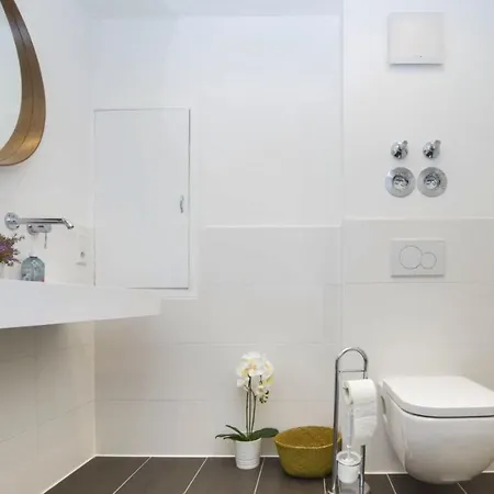 70m² Frisch Kernsanierte In Lage 아파트 *