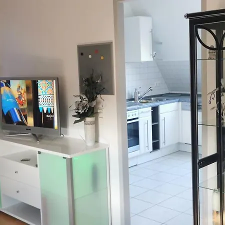 Großzügige Sehr Ruhig