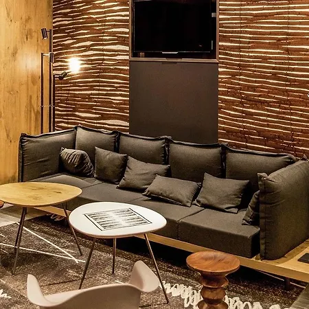 Ibis Arnulfpark Otel