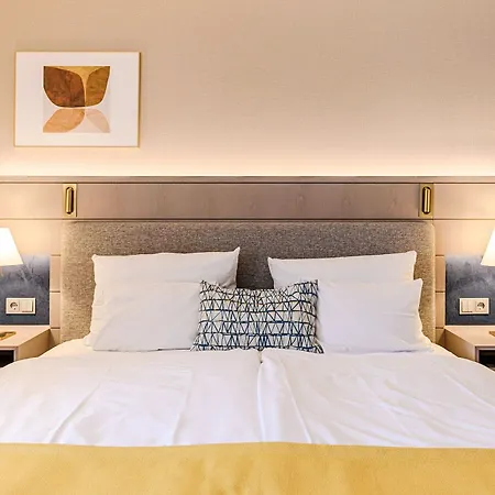 Europa Hotell 4*