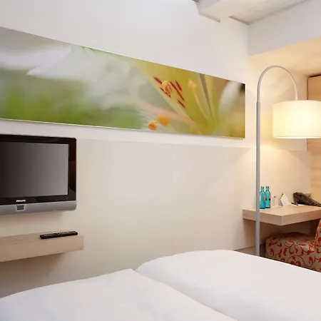 H+ Hotel