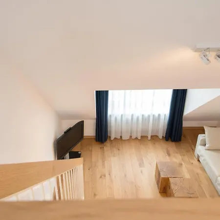 Hotell Downtown Vi Vadi