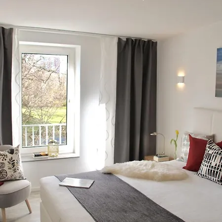 Living Concept Bogenhausen Apartment Munich