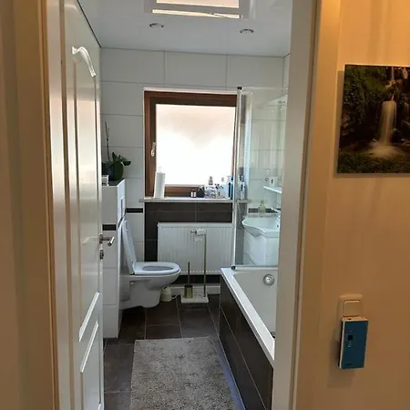 Lichtdurchflutete 90 M2 Drei Duplexwohnung In Altperlach Apartment
