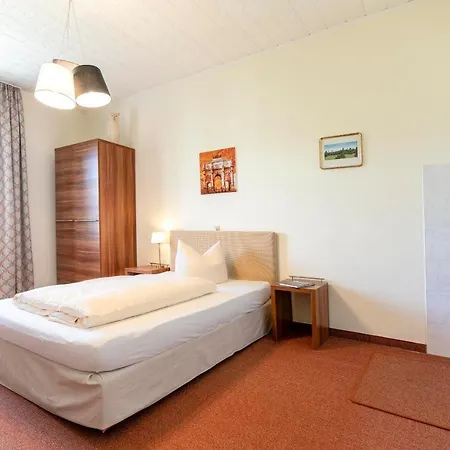 Hotel-pension Am Siegestor 게스트하우스