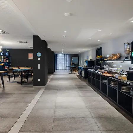 Numa Viktoria Aparthotel Munich