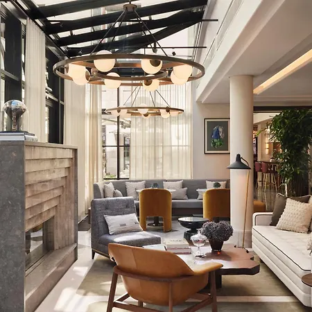 Rosewood Отель 5*
