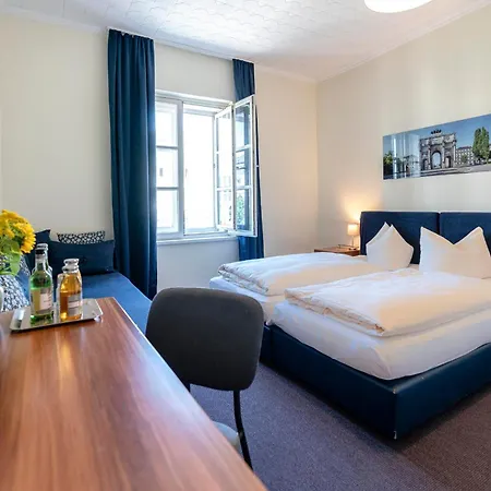 Hotel-pension Am Siegestor 3* 뮌헨