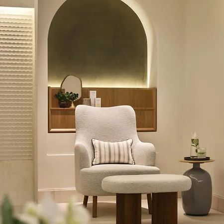 Отель Rosewood 5*