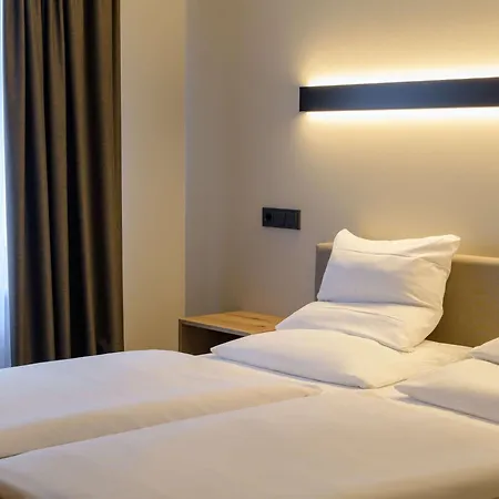 Mercure Altstadt Otel Münih