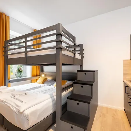 Servus By Homaris *