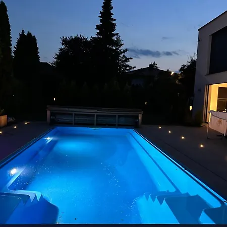 Outstanding 9 Bedroom With Pool In * Munich
