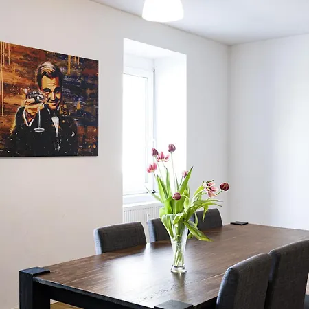 Homestay T&k Hosting At Hauptbahnhof