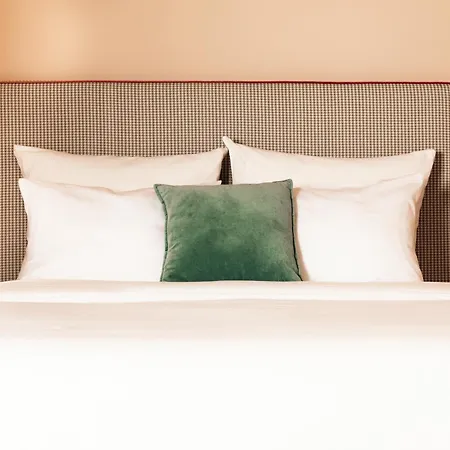 Miano & Bar Hotel 3*