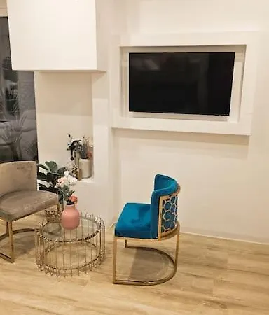 Ug Neubau - Pool, Gym, Sauna, Zweites Bad Extra Buchbar *