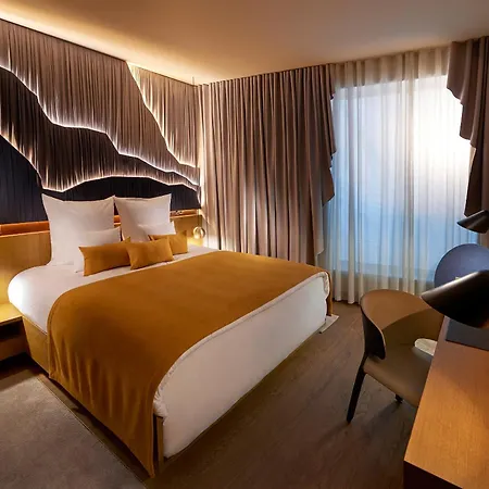 Beyond By Geisel (adults Only) Monaco di Baviera