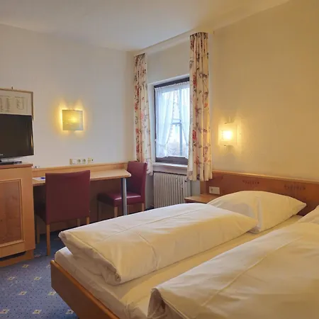 Гостевой дом Arrivel Hotel Am Bergson - Bisher Hotel Neuner 3*