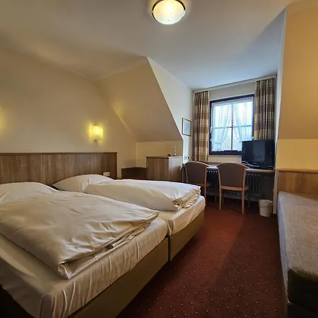 Arrivel Hotel Am Bergson - Bisher Hotel Neuner Гостевой дом Мюнхен