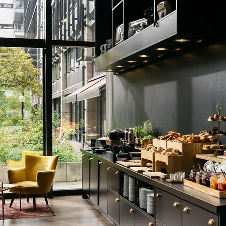 Hotell Ruby Lilly 4*