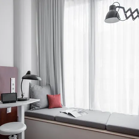 Ruby Lilly Hotell