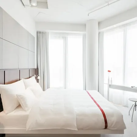 Ruby Lilly Hotell München