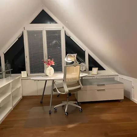 Rooftop Loft Flat For 4 Guests