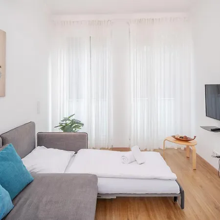 Apartman Stylisch Eingerichtete Mitten In Muenchen!