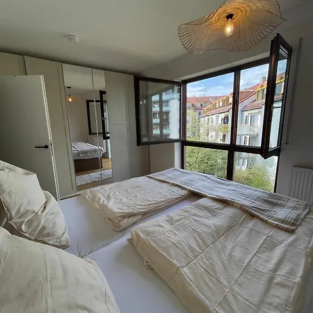 Modernes Designer Mit Balkon 5 Min Zum Oktoberfest & Apartamento *
