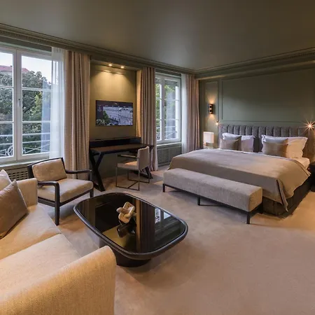 Bayerischer Hof Ξενοδοχείο 5*