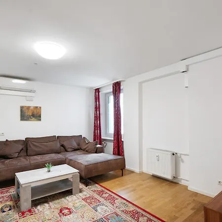 Aldars 15 * Munich