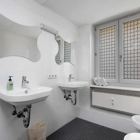 Aldars 15 Apartment *