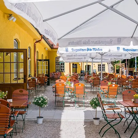 Augustiner Gutshof Menterschwaige Hotel Munich
