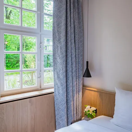 Hotel Augustiner Gutshof Menterschwaige Munich