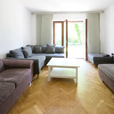 Apartment Monteurhaus Goldberg *