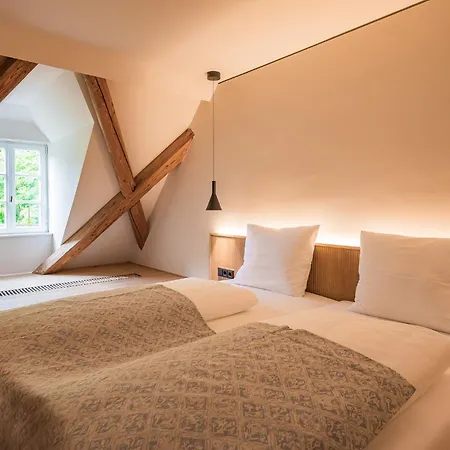 Hotel Augustiner Gutshof Menterschwaige *