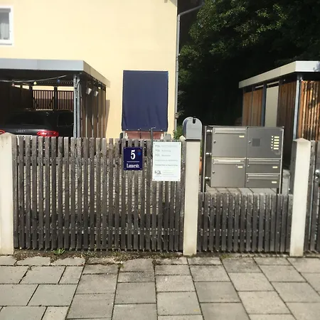 Διαμέρισμα Gemuetliches In Neuhausen-nymphenburg