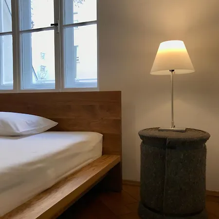 Aussergewoehnlich Schoenes In Muenchen-schwabing * Mnichov