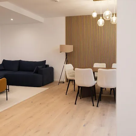דירה Eleganz Im Herzen Von Schwabing מינכן