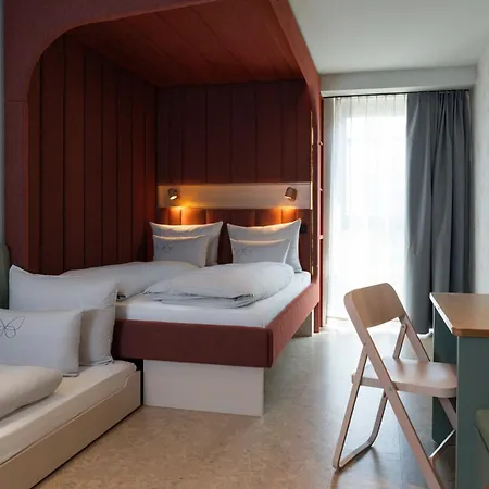 Cocoon Theresienwiese מלון 4*