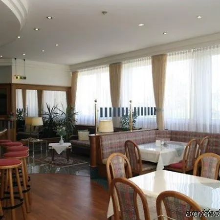 Arthotel Ana Messe Hotel
