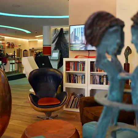 Arthotel