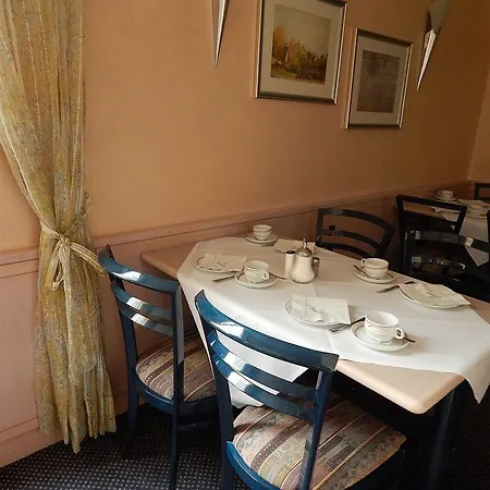 Daniel Hotel 3*