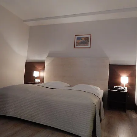 Astor Hotell 4*