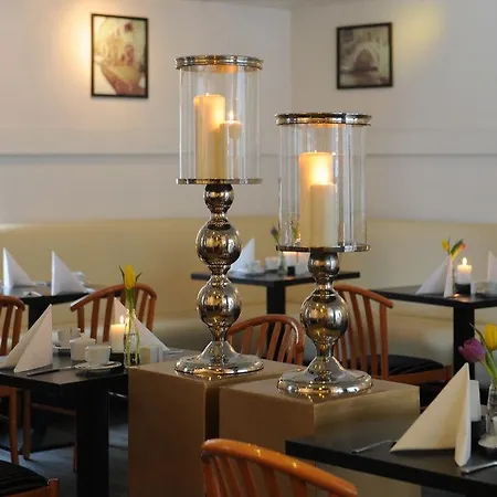 Ambassador Parkhotel 3* Múnich