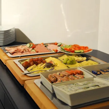 Ambassador Parkhotel Hotel 3*
