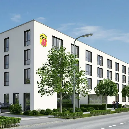 Super 8 By Wyndham West Munich