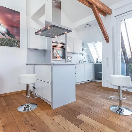 Megan Penthouse Laim Apartamento