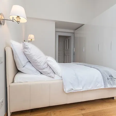 Megan Penthouse Laim Apartamento *