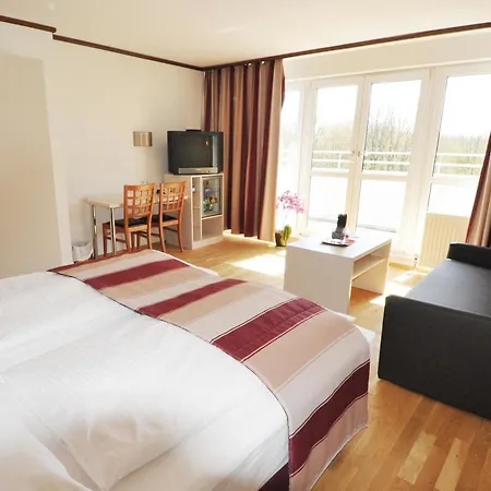 Hotel Ambassador Parkhotel 3*