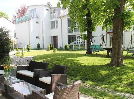 Hotel Empress Boutique Hotel